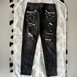 Embellished Black Distressed Women Jeans